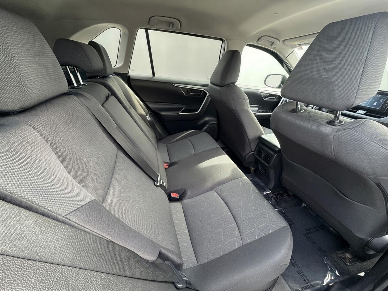 2022 Toyota RAV4 Hybrid LE AWD Photo