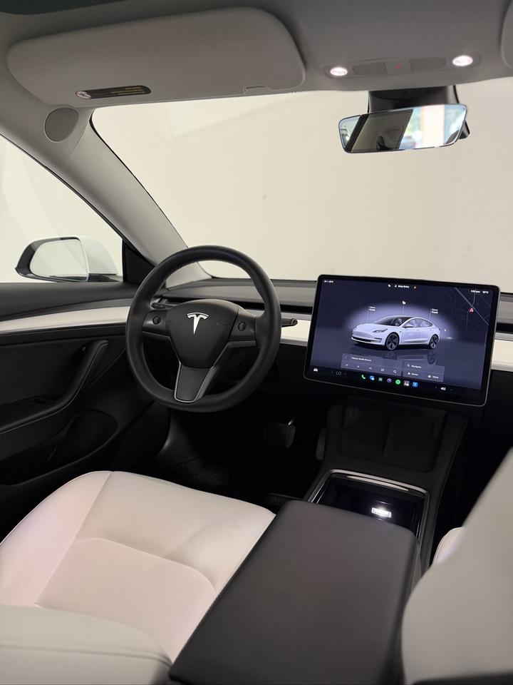 2022 Tesla Model 3 STANDARD RANGE PLUS Traffic Aware W/ Autosteer Photo