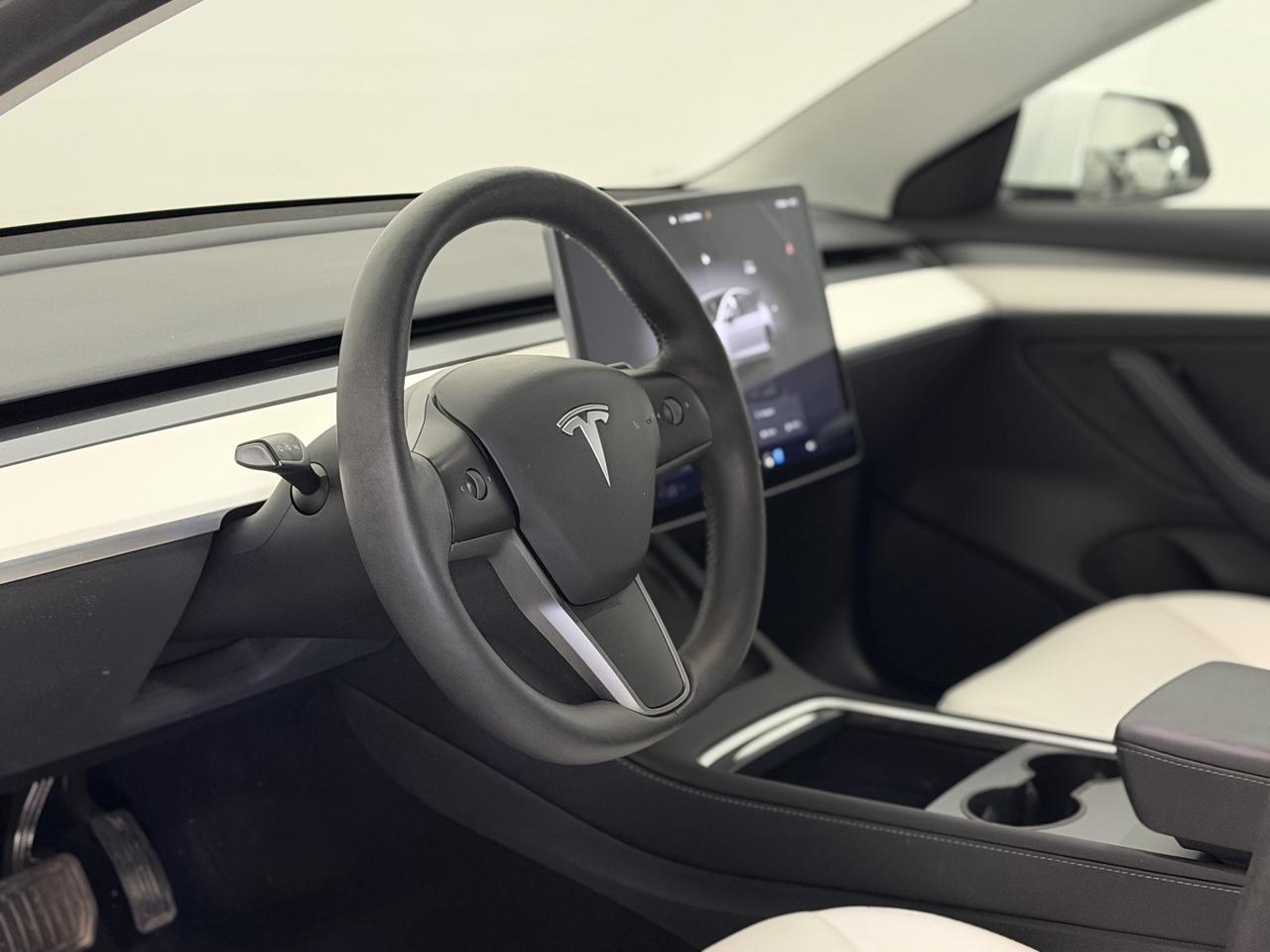2022 Tesla Model 3 STANDARD RANGE PLUS Traffic Aware W/ Autosteer Photo