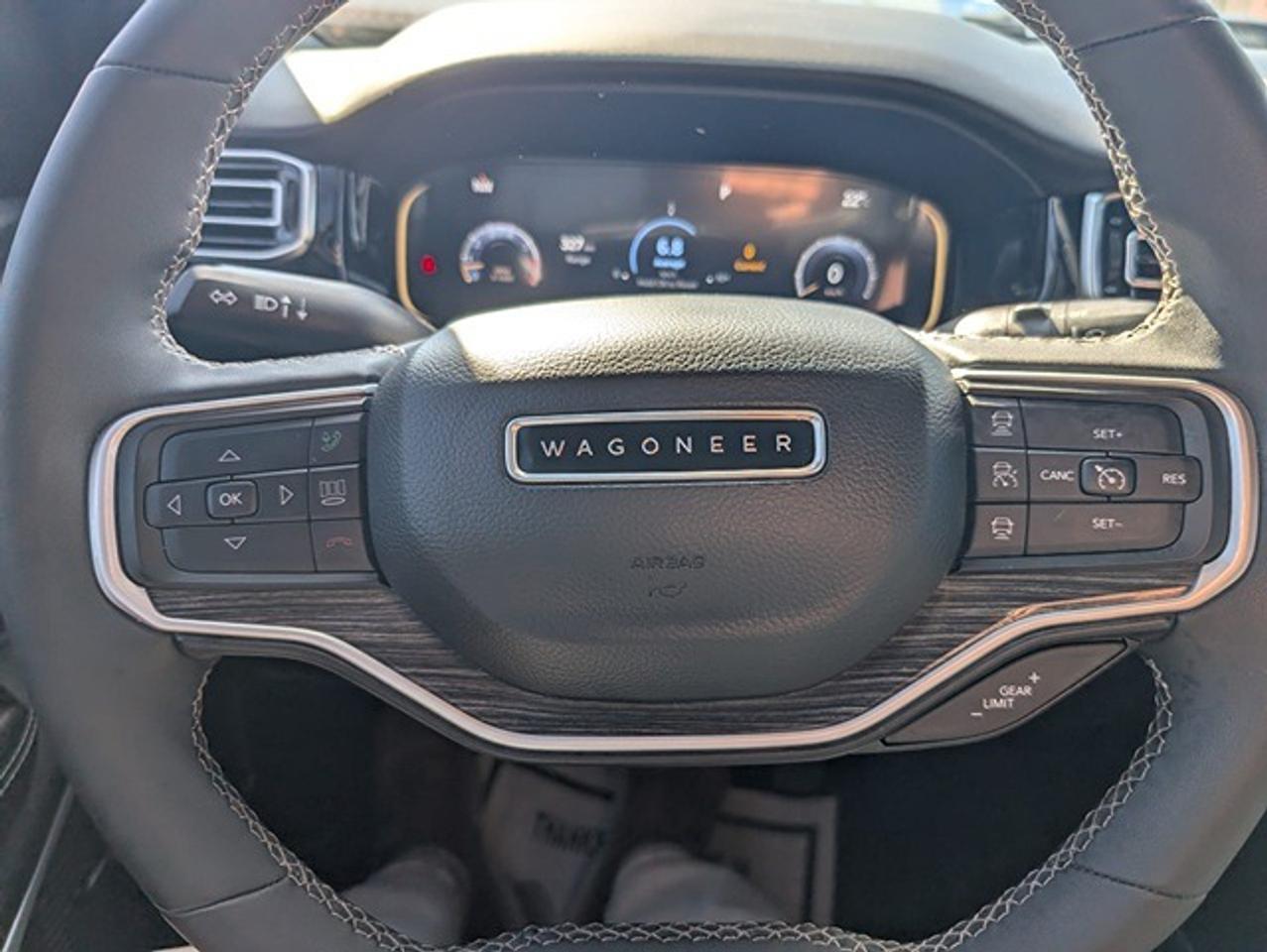 2022 Jeep Wagoneer Series III 4x4 Photo