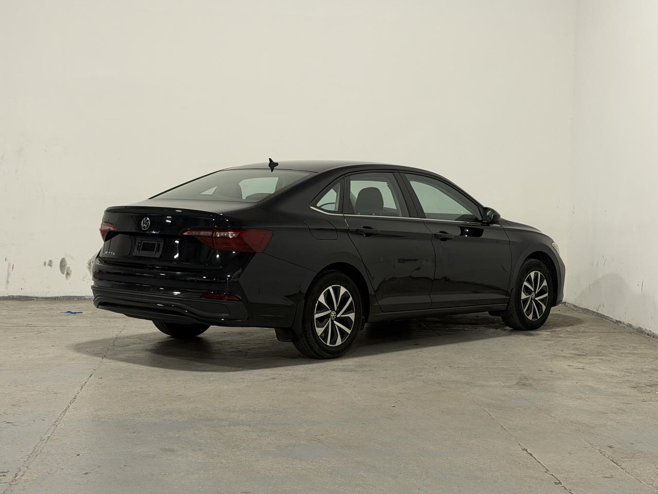 2022 Volkswagen Jetta Trendline Photo