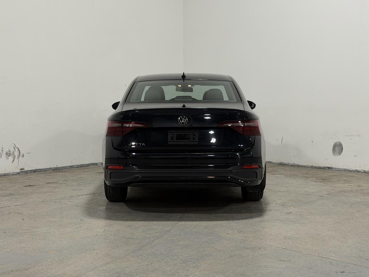 2022 Volkswagen Jetta Trendline Photo4