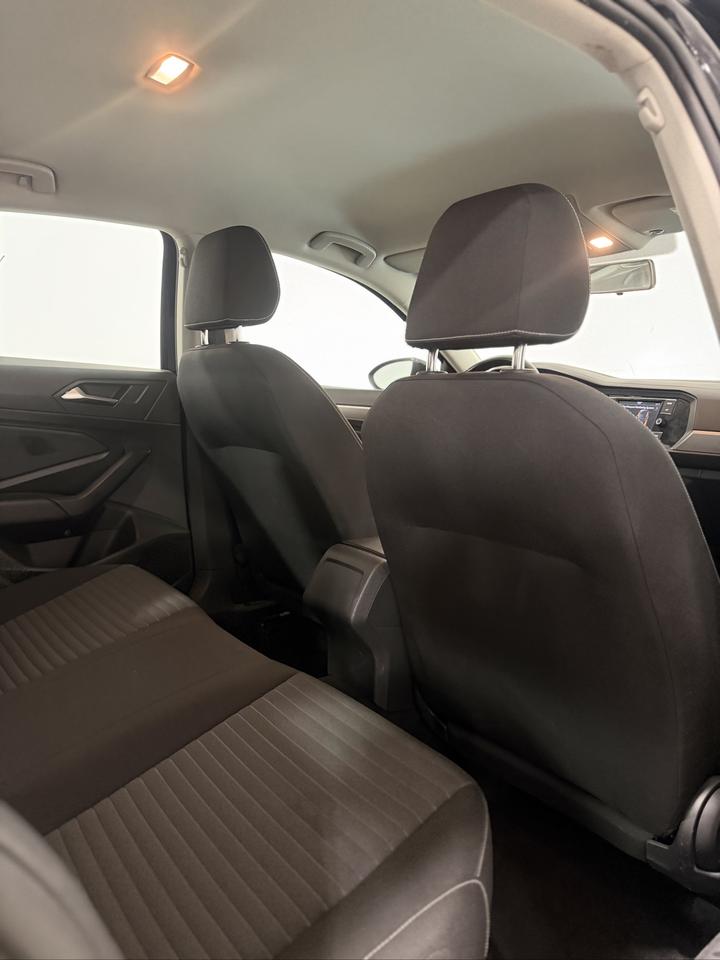 2022 Volkswagen Jetta Trendline Photo
