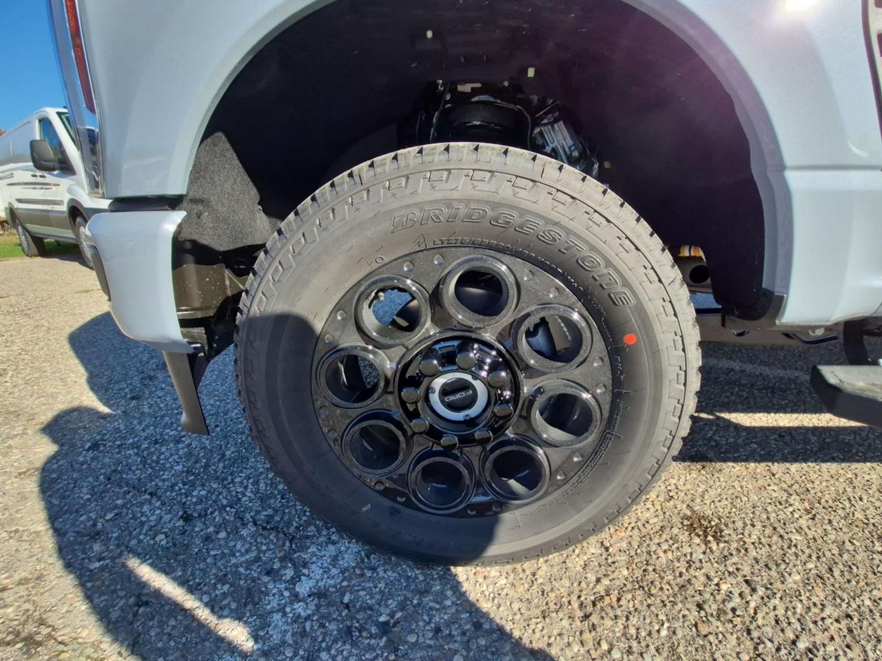 2027 Ford F-350 LARIAT, LOADED WITH ULTIMATE PKG & PREMIUM PKG Photo