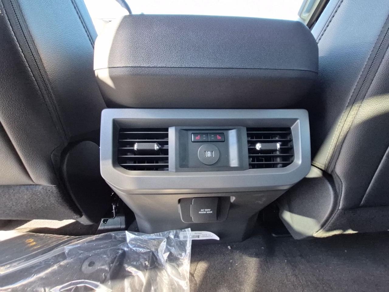 2027 Ford F-350 LARIAT, LOADED WITH ULTIMATE PKG & PREMIUM PKG Photo