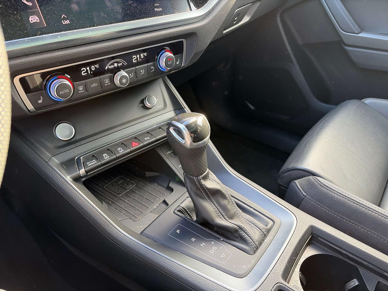 2020 Audi Q3 PREMIUM PLUS S-LINE Photo