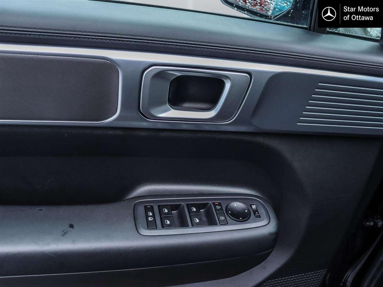 2025 Hyundai Santa Fe Preferred Photo
