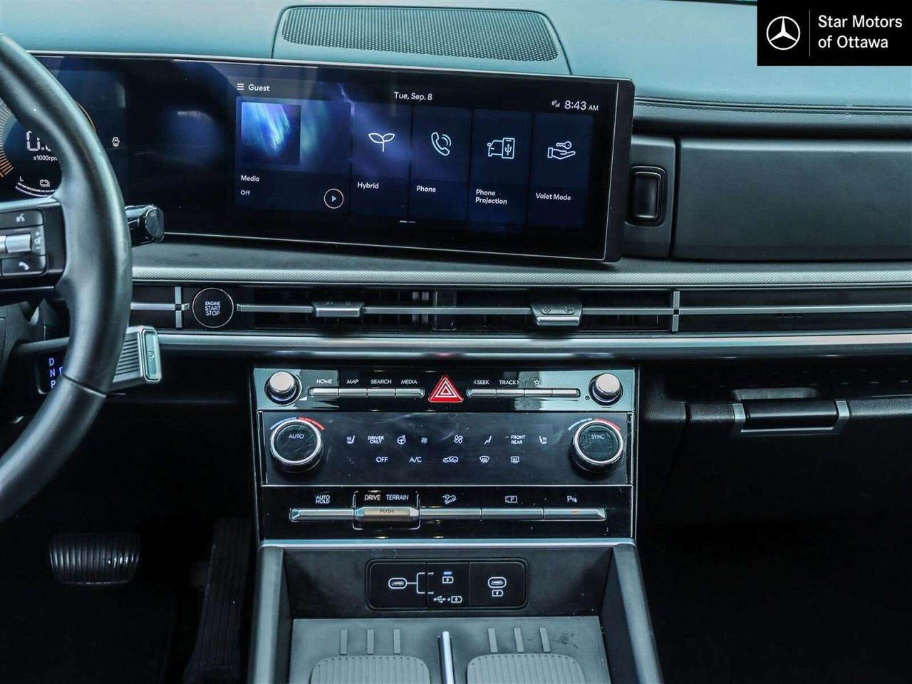 2025 Hyundai Santa Fe Preferred Photo