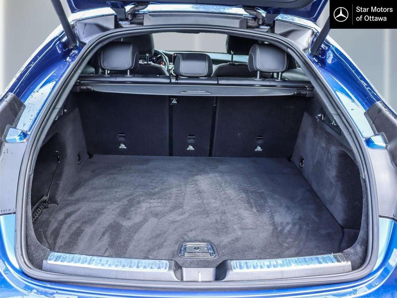 2022 Mercedes-Benz GLC GLC 300 Photo