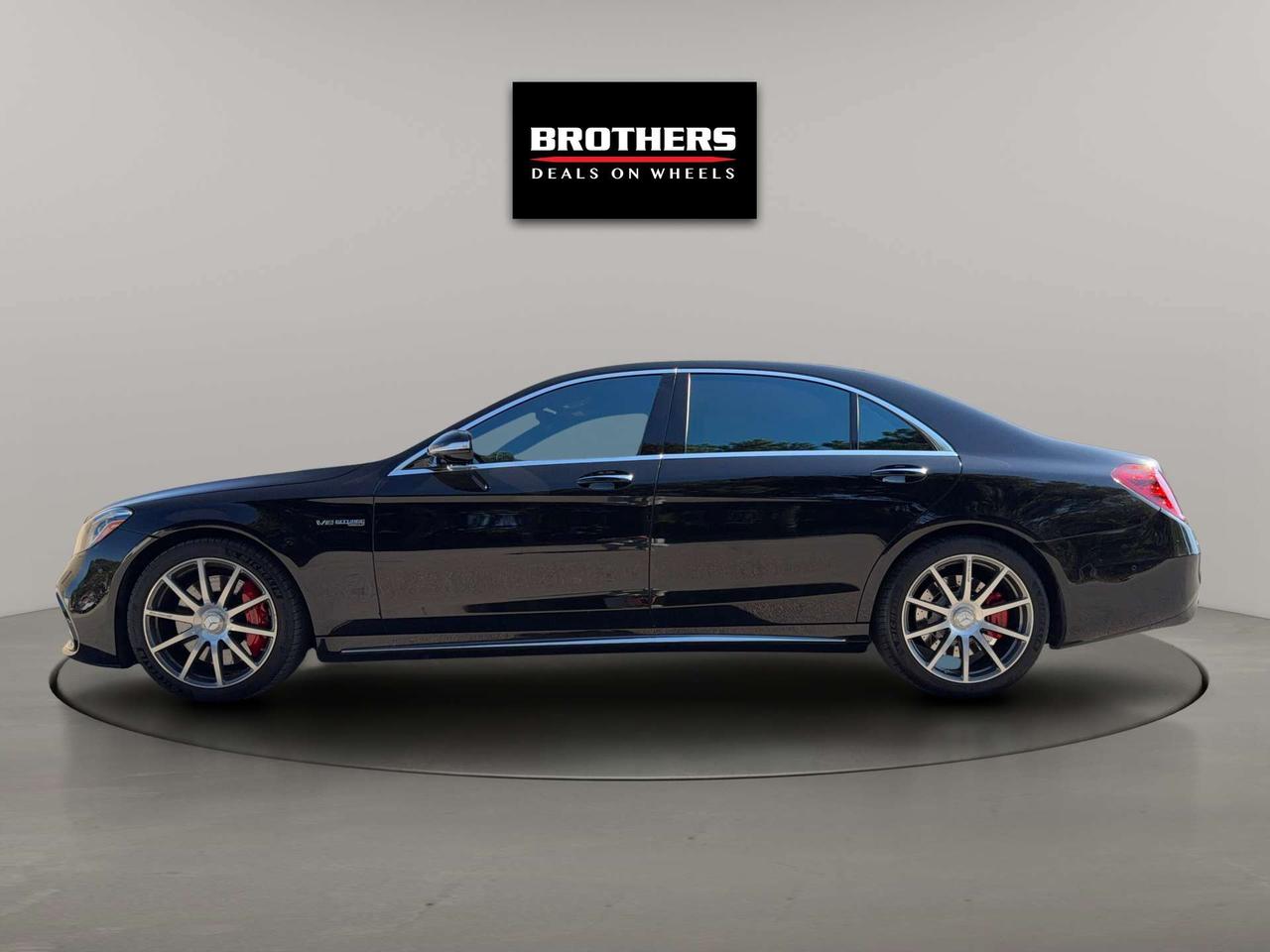 2018 Mercedes-Benz S-Class AMG S 63 4Matic Sedan Photo3