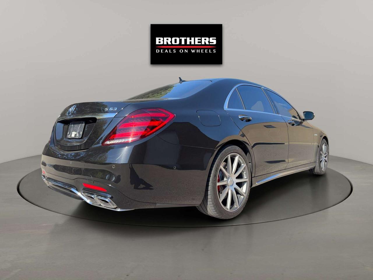 2018 Mercedes-Benz S-Class AMG S 63 4Matic Sedan Photo