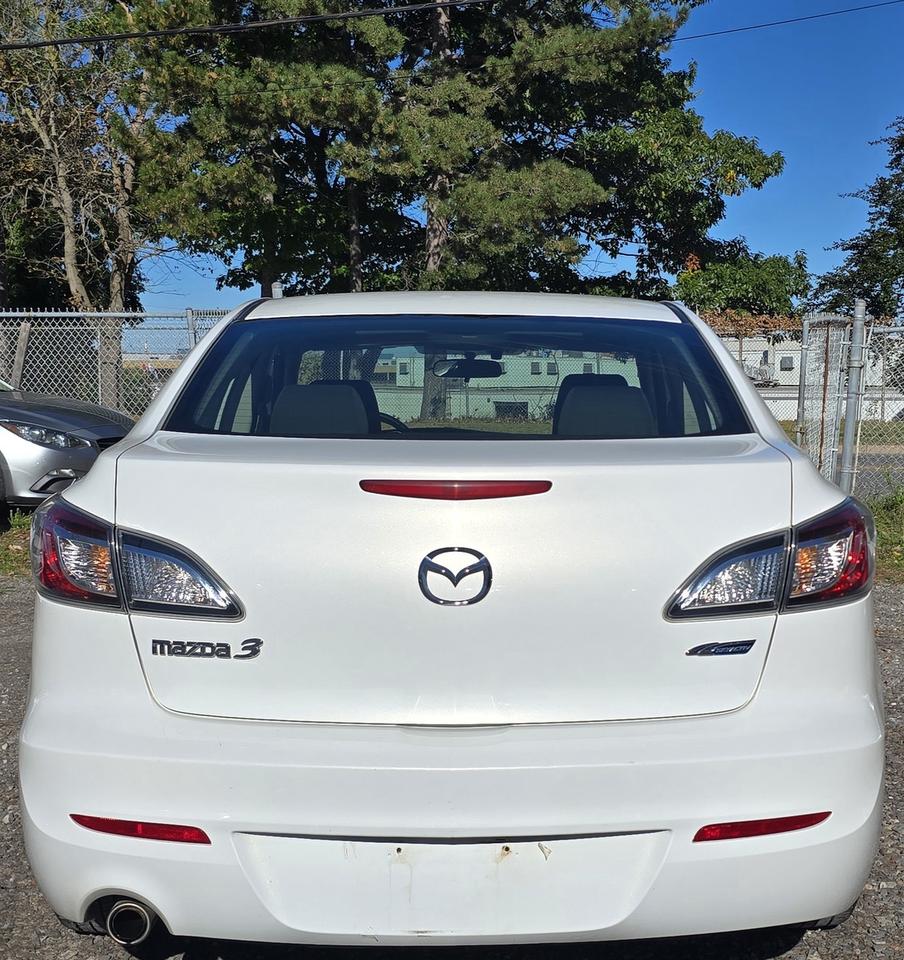 2012 Mazda MAZDA3 GS Photo