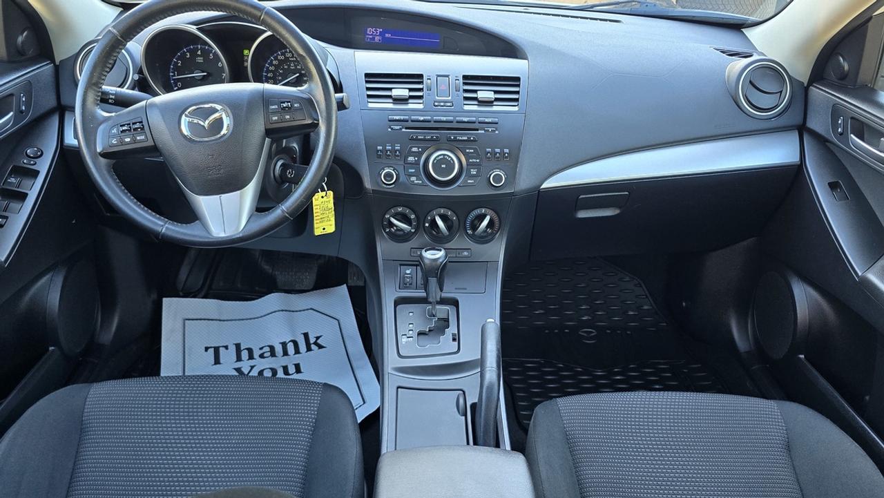 2012 Mazda MAZDA3 GS Photo