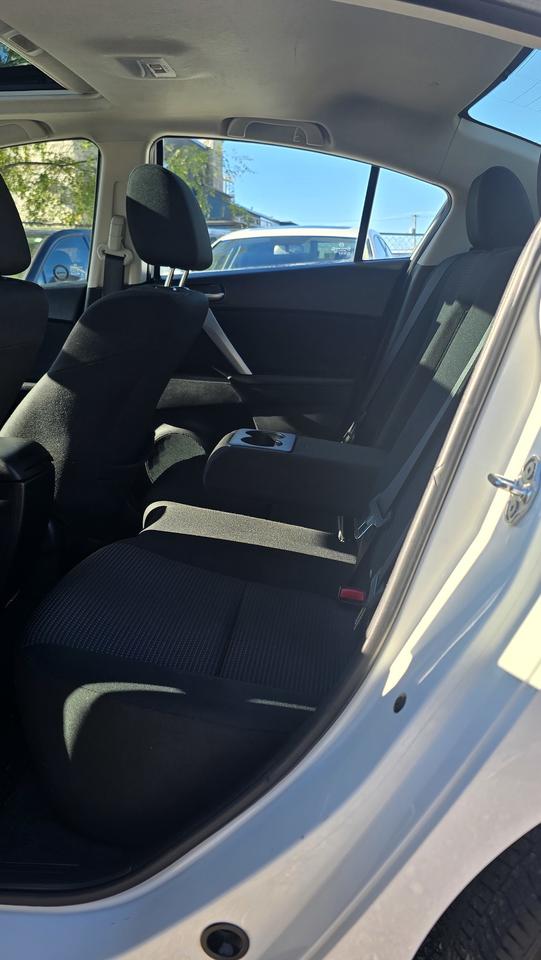 2012 Mazda MAZDA3 GS Photo