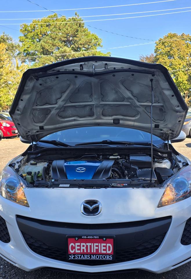 2012 Mazda MAZDA3 GS Photo