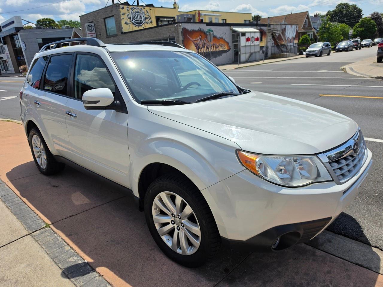 2012 Subaru Forester 5dr Wgn Auto 2.5X Limited Photo