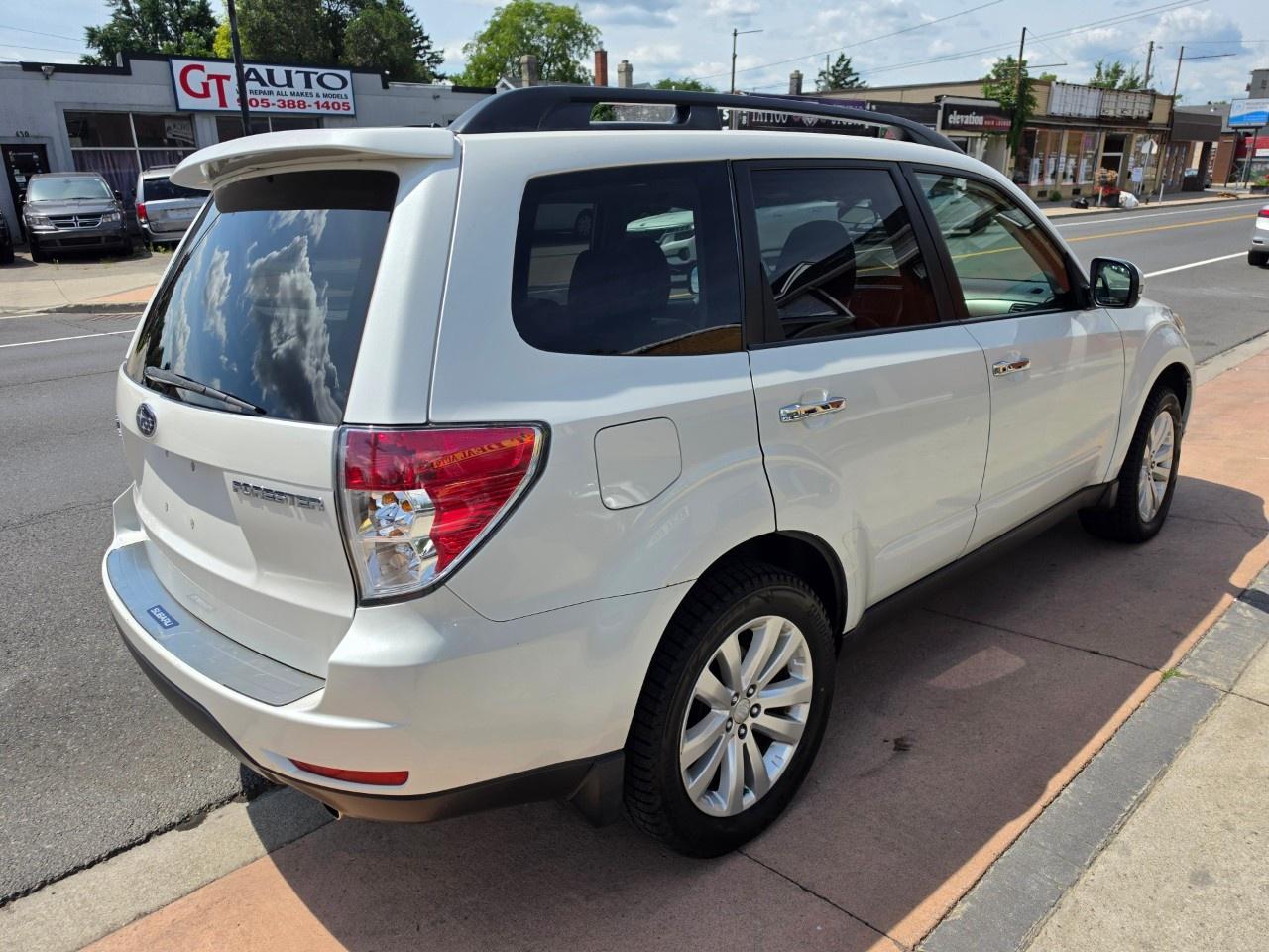 2012 Subaru Forester 5dr Wgn Auto 2.5X Limited Photo