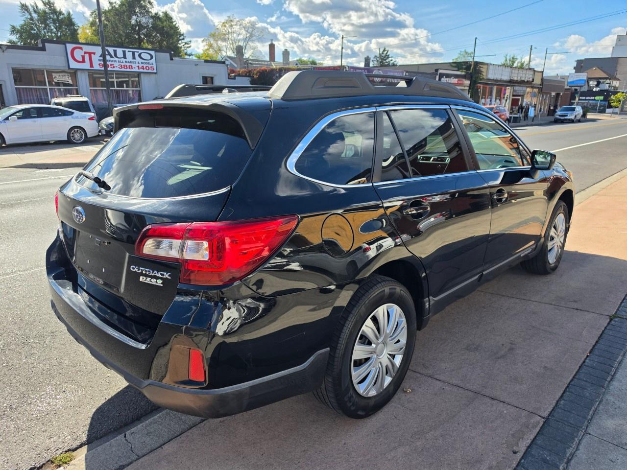 2017 Subaru Outback 5dr Wgn CVT 2.5i PZEV Photo