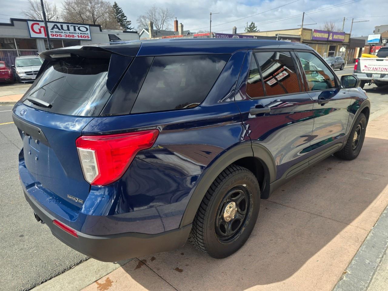 2020 Ford Explorer  Photo