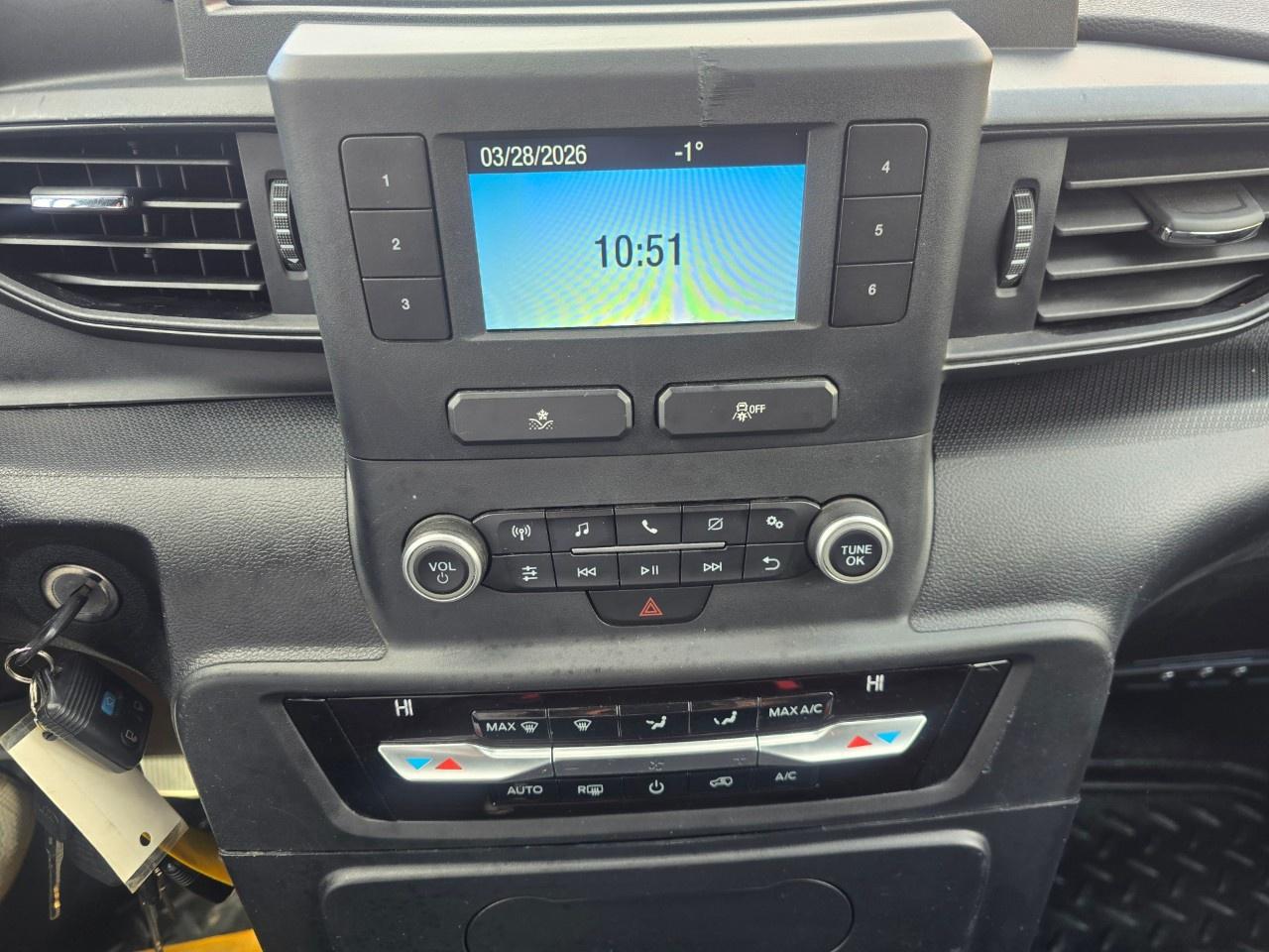 2020 Ford Explorer  Photo