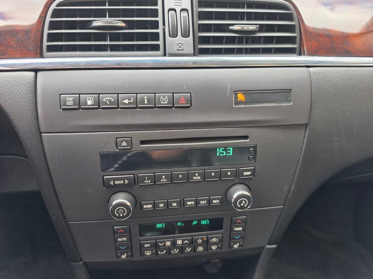 2009 Buick Allure 4dr Sdn CXL Photo