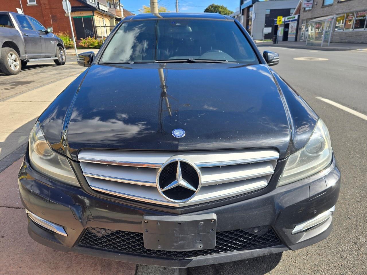 2012 Mercedes-Benz C-Class C 350 4MATIC Sedan Photo5