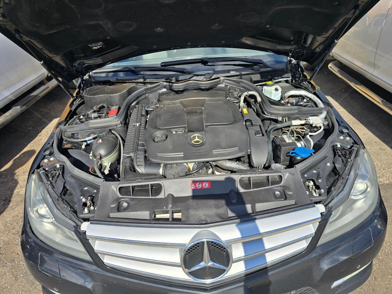 2012 Mercedes-Benz C-Class C 350 4MATIC Sedan Photo