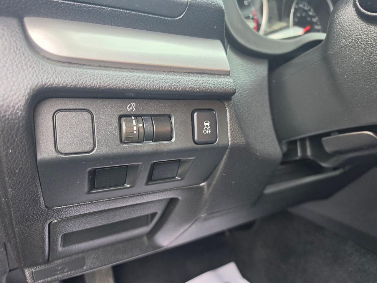 2013 Subaru Impreza 5dr HB CVT 2.0i w/Touring Pkg Photo