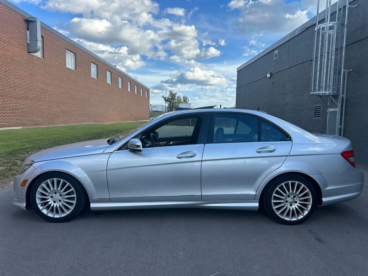 2011 Mercedes-Benz C-Class c 250 4matic Photo