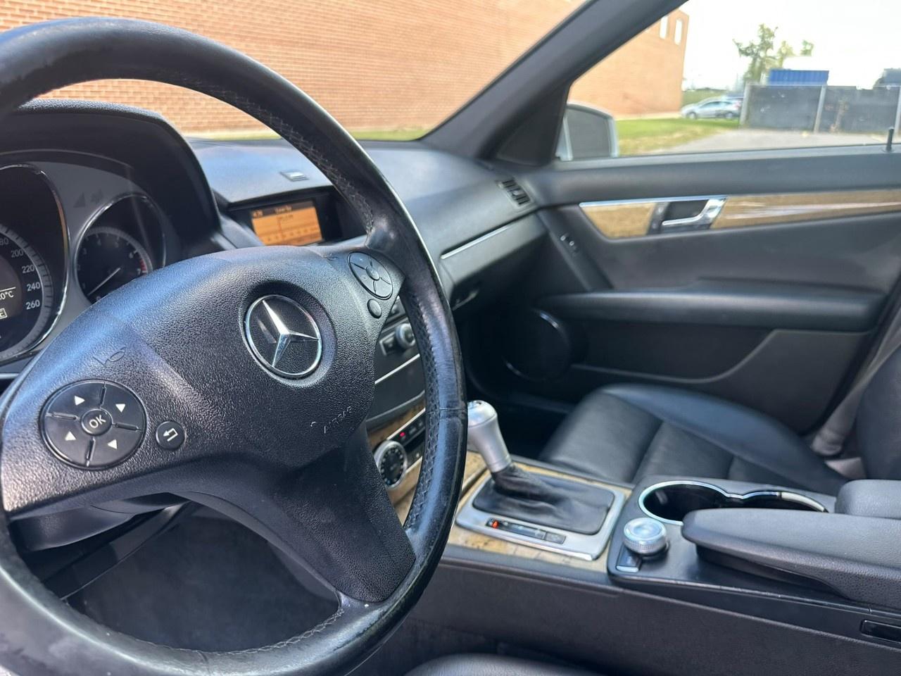 2011 Mercedes-Benz C-Class c 250 4matic Photo
