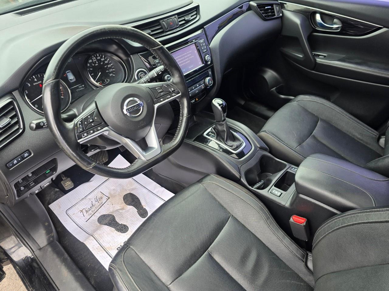 2017 Nissan Qashqai AWD 4DR SL CVT Photo