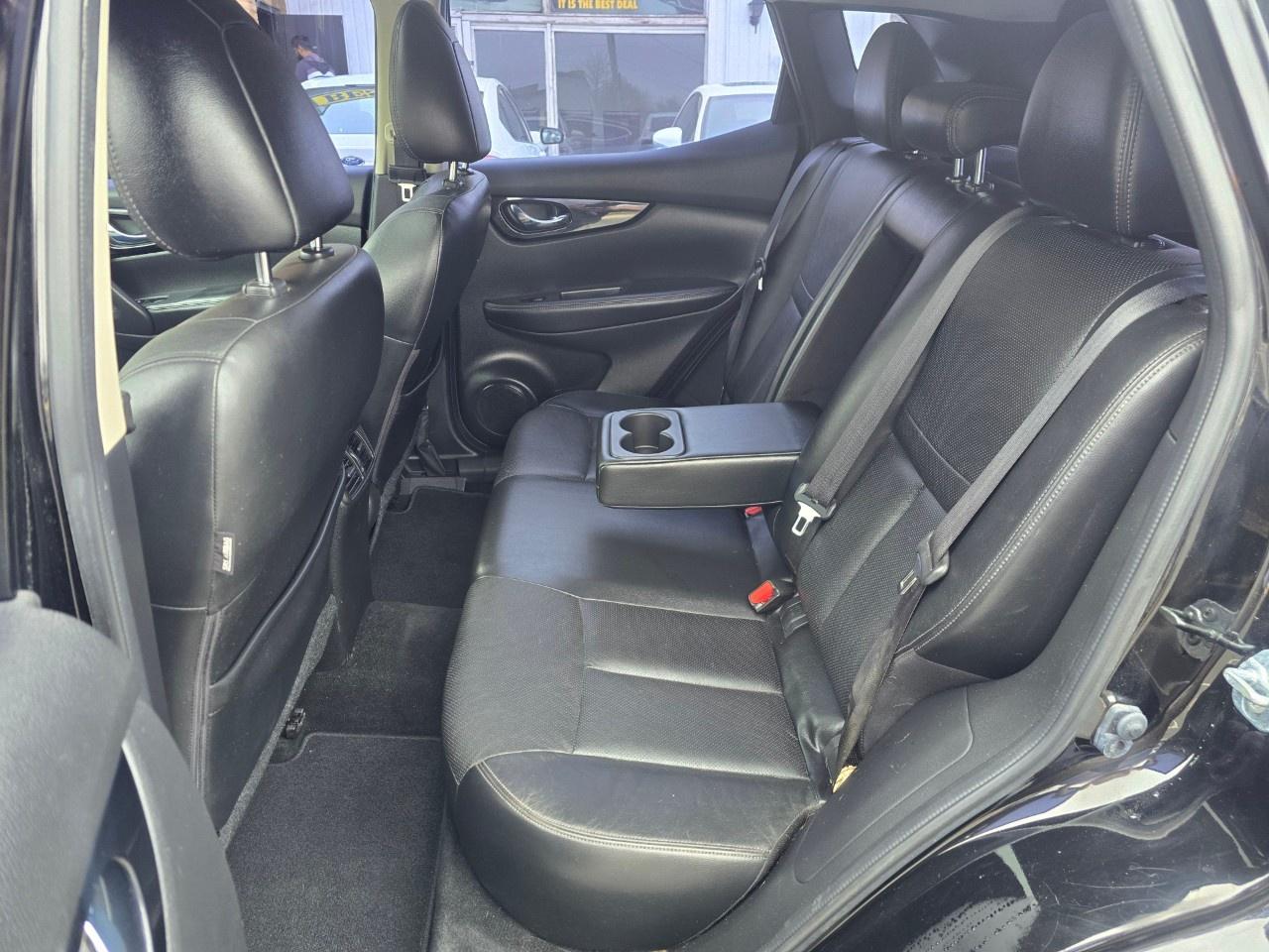 2017 Nissan Qashqai AWD 4DR SL CVT Photo