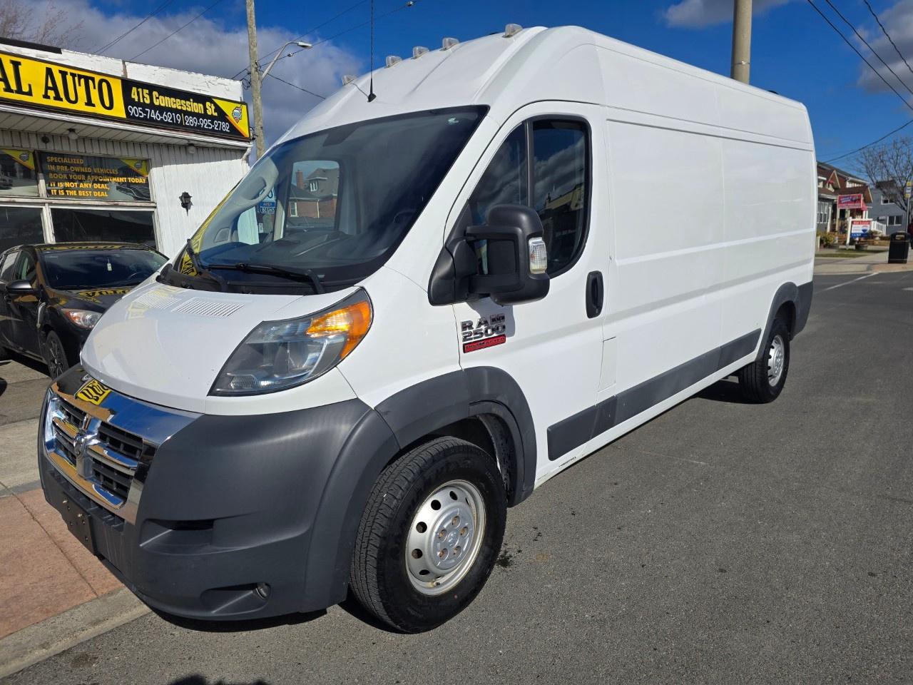 2018 RAM ProMaster Cargo Van 2500 High Roof 159" WB Photo2