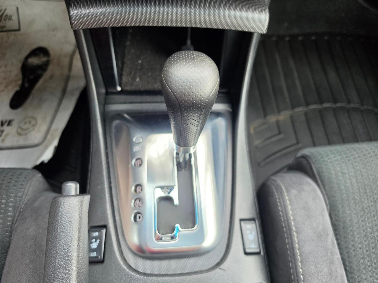2012 Nissan Altima 2dr Cpe I4 CVT 2.5 S Photo