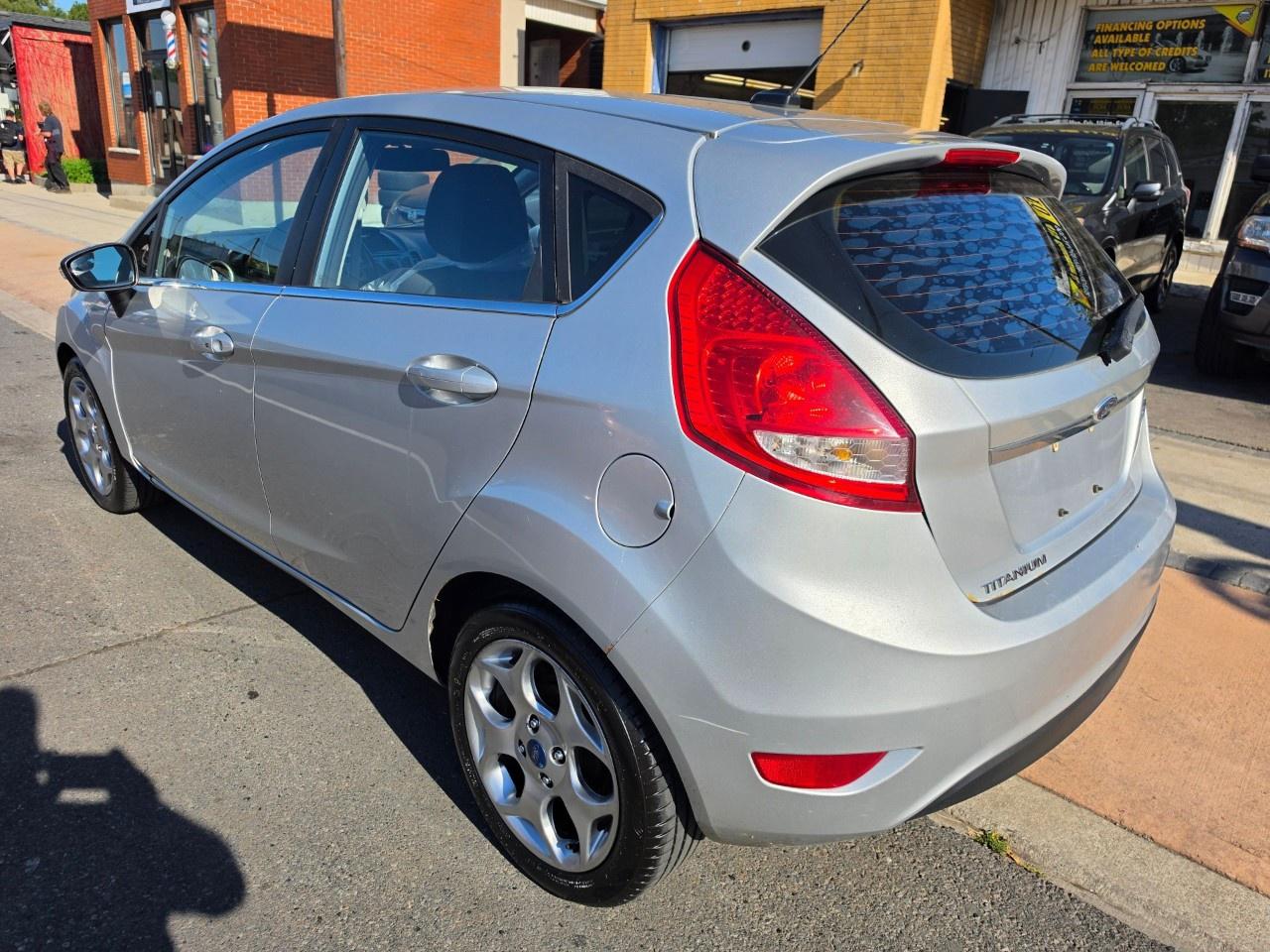 2013 Ford Fiesta 5DR HB TITANIUM Photo