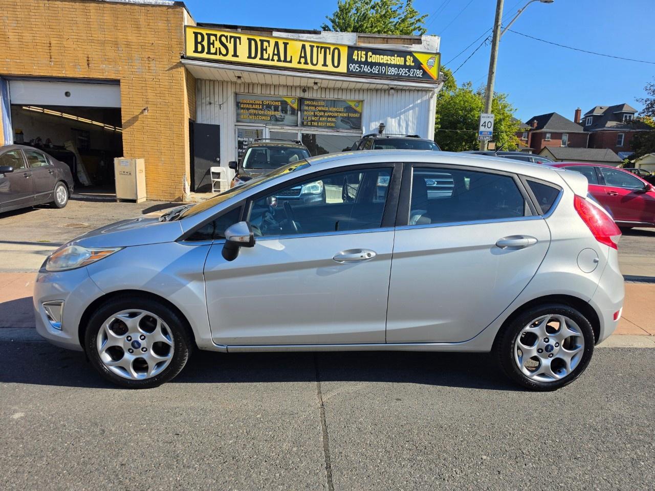 2013 Ford Fiesta 5DR HB TITANIUM Photo