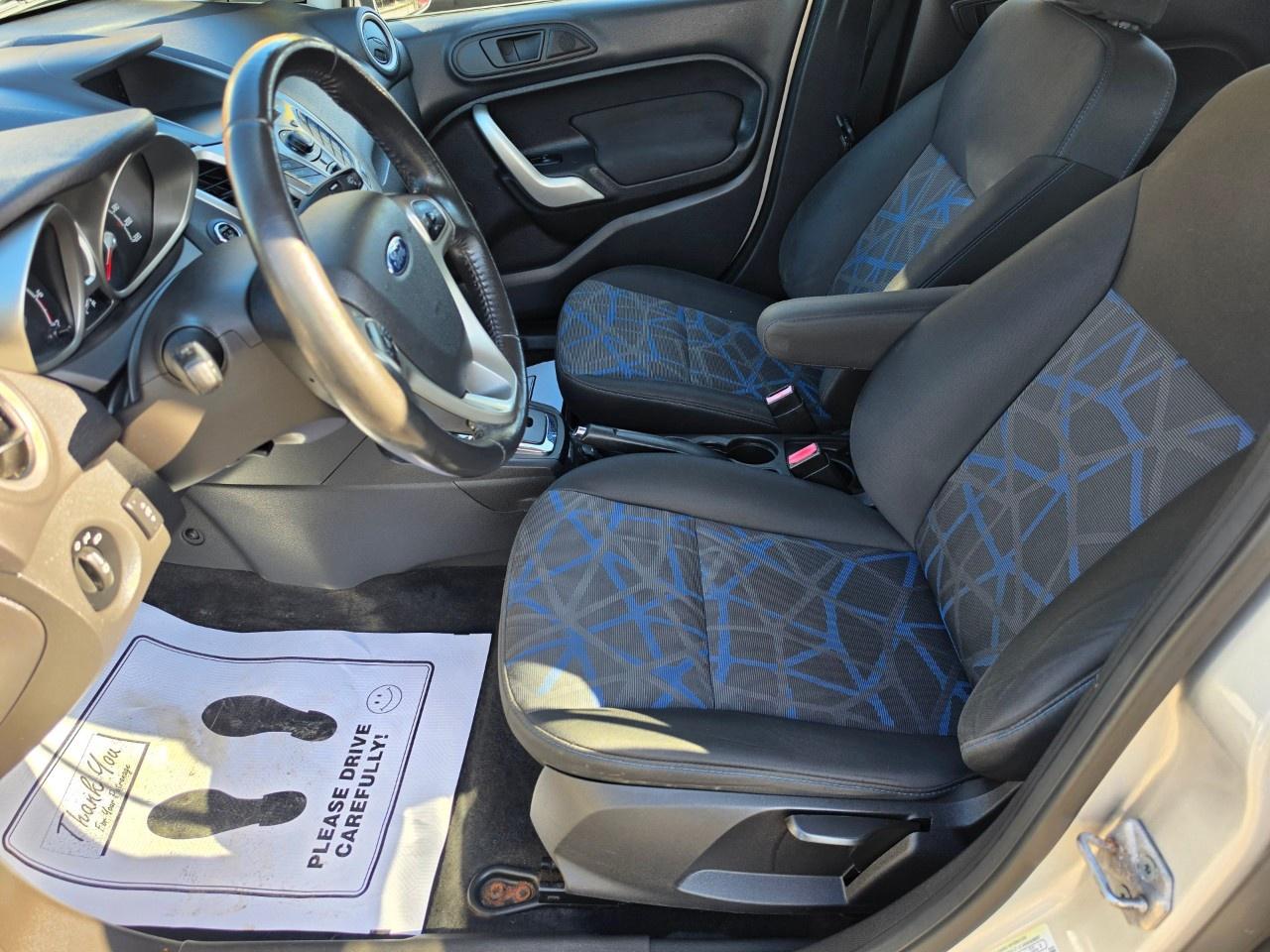 2013 Ford Fiesta 5DR HB TITANIUM Photo