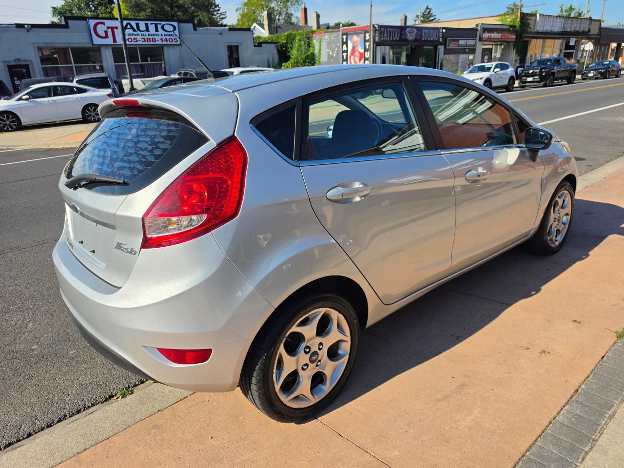 2013 Ford Fiesta 5DR HB TITANIUM Photo