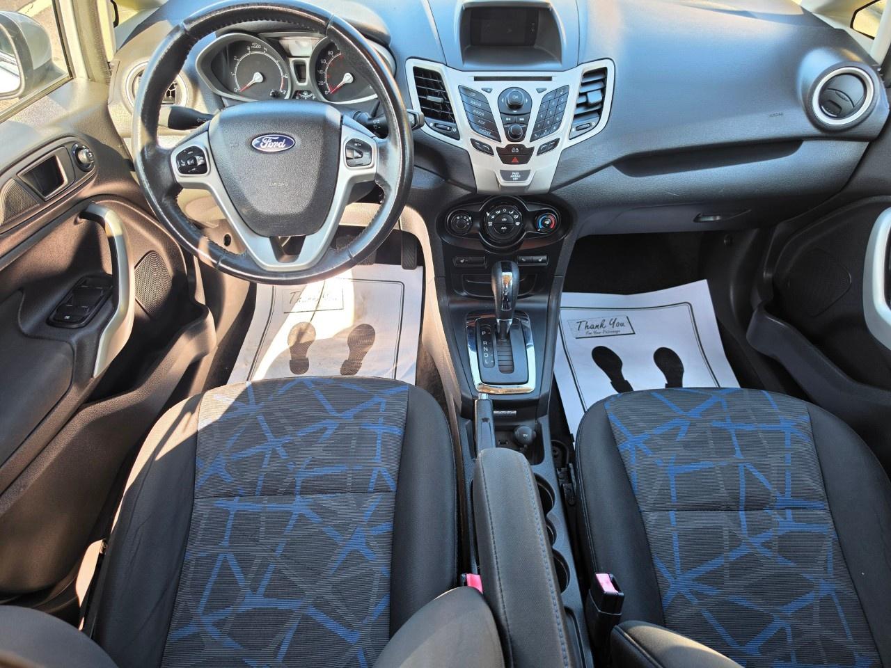 2013 Ford Fiesta 5DR HB TITANIUM Photo