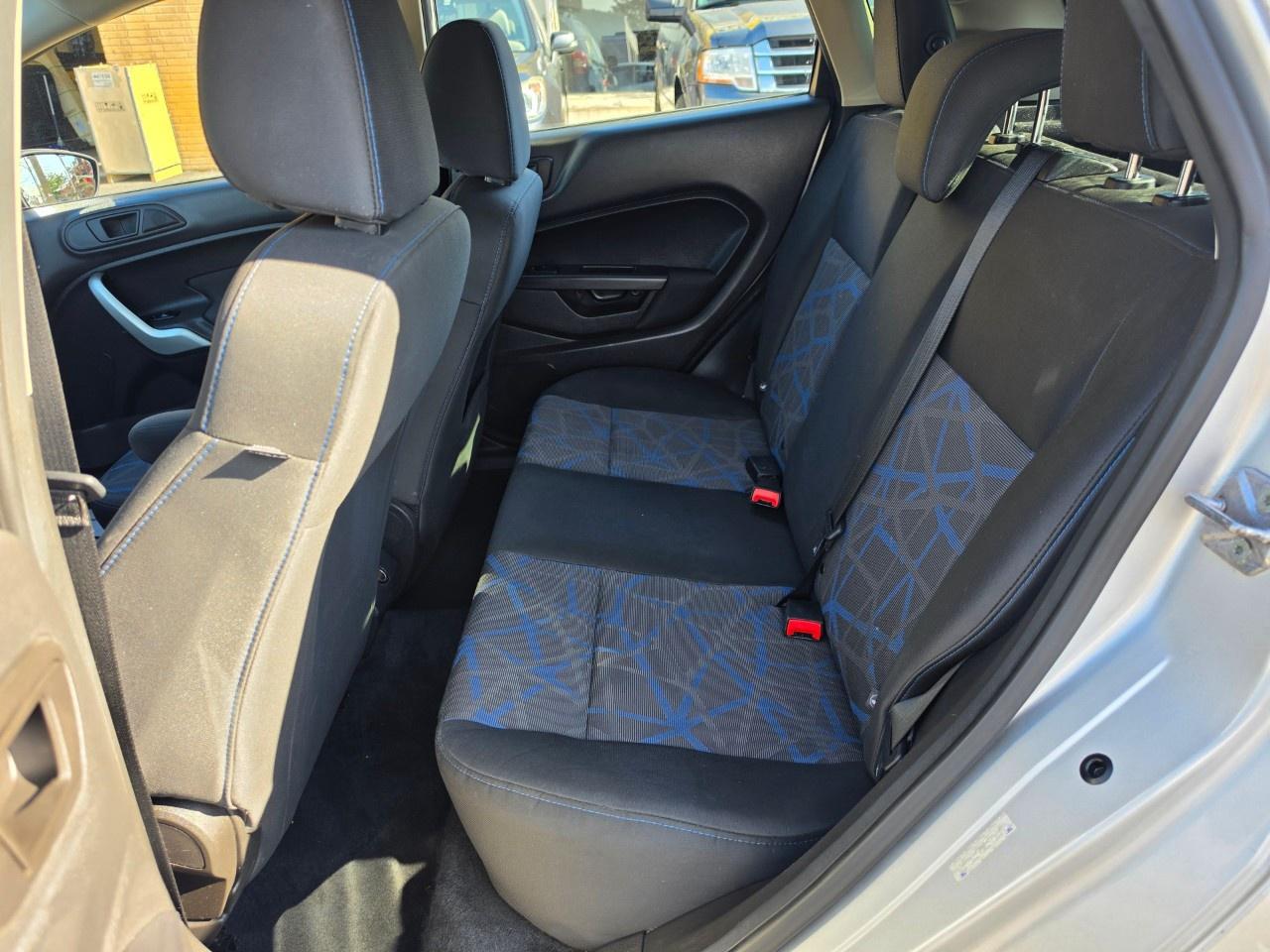 2013 Ford Fiesta 5DR HB TITANIUM Photo