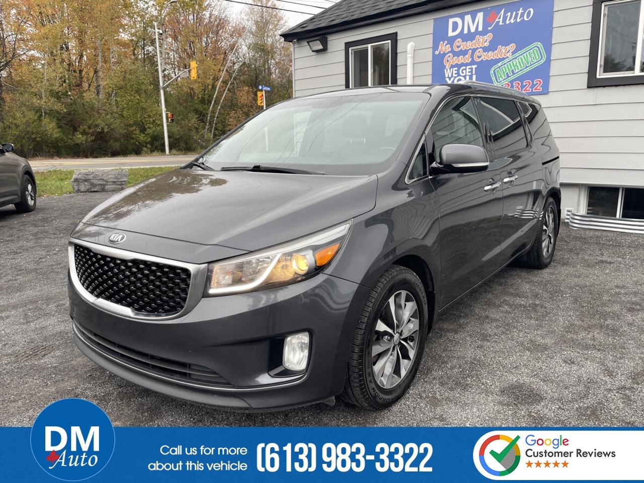 2017 Kia Sedona SX+ Photo0