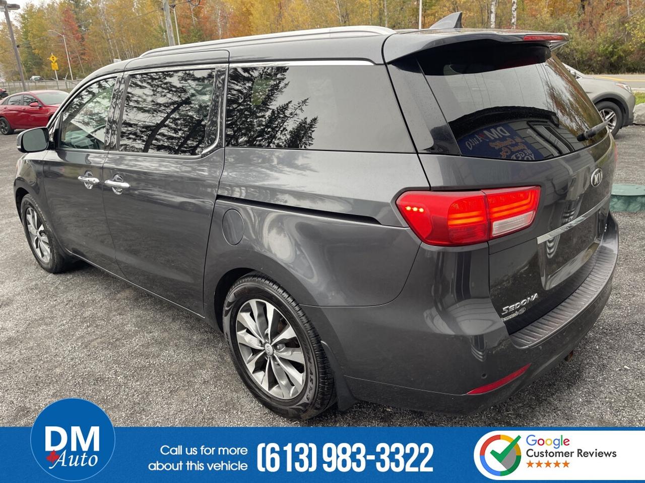 2017 Kia Sedona SX+ Photo