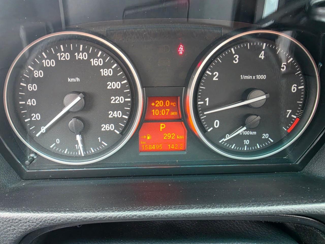 2010 BMW 3 Series 4dr Sdn 328i xDrive AWD Photo