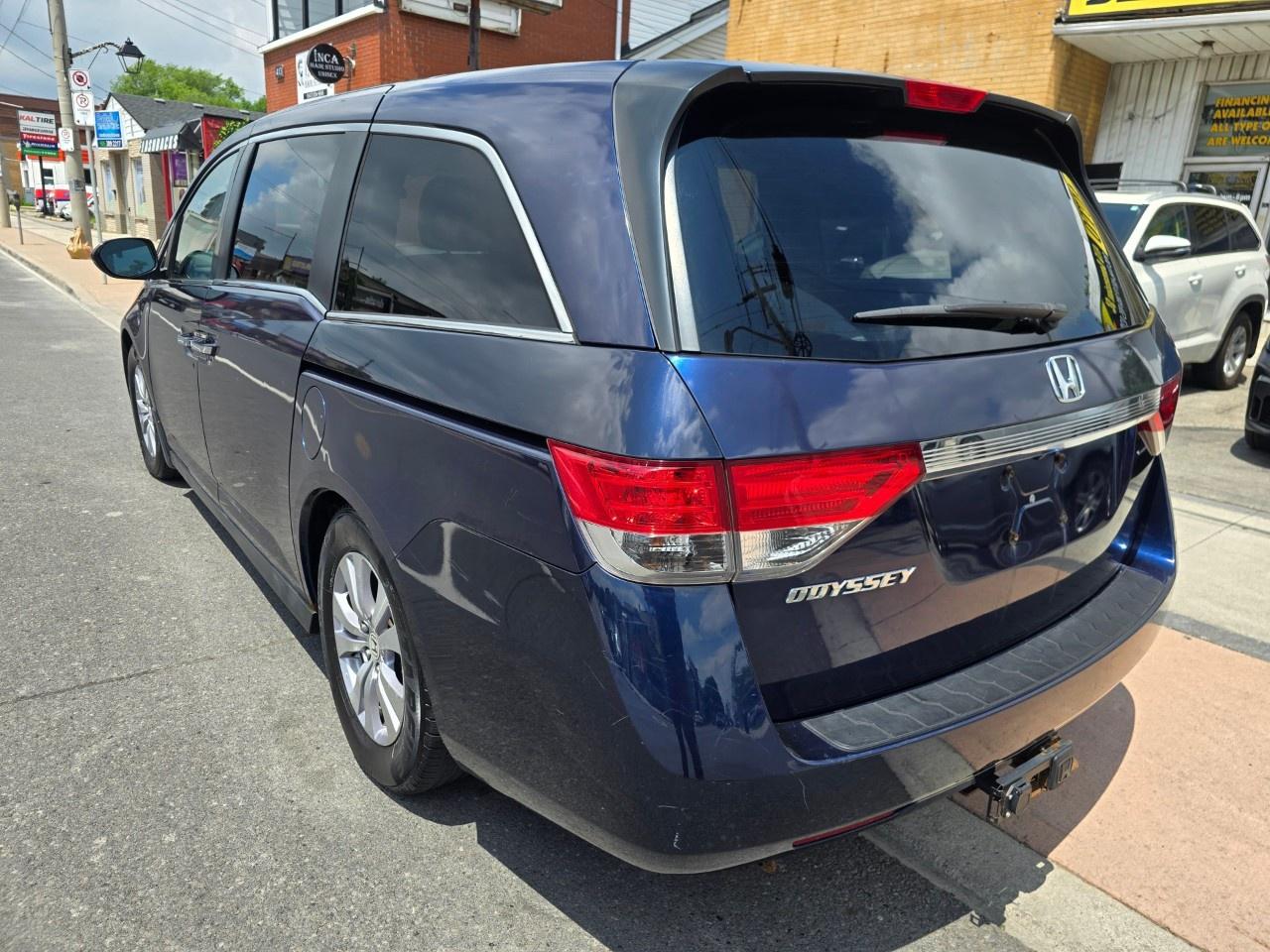2015 Honda Odyssey EX Photo