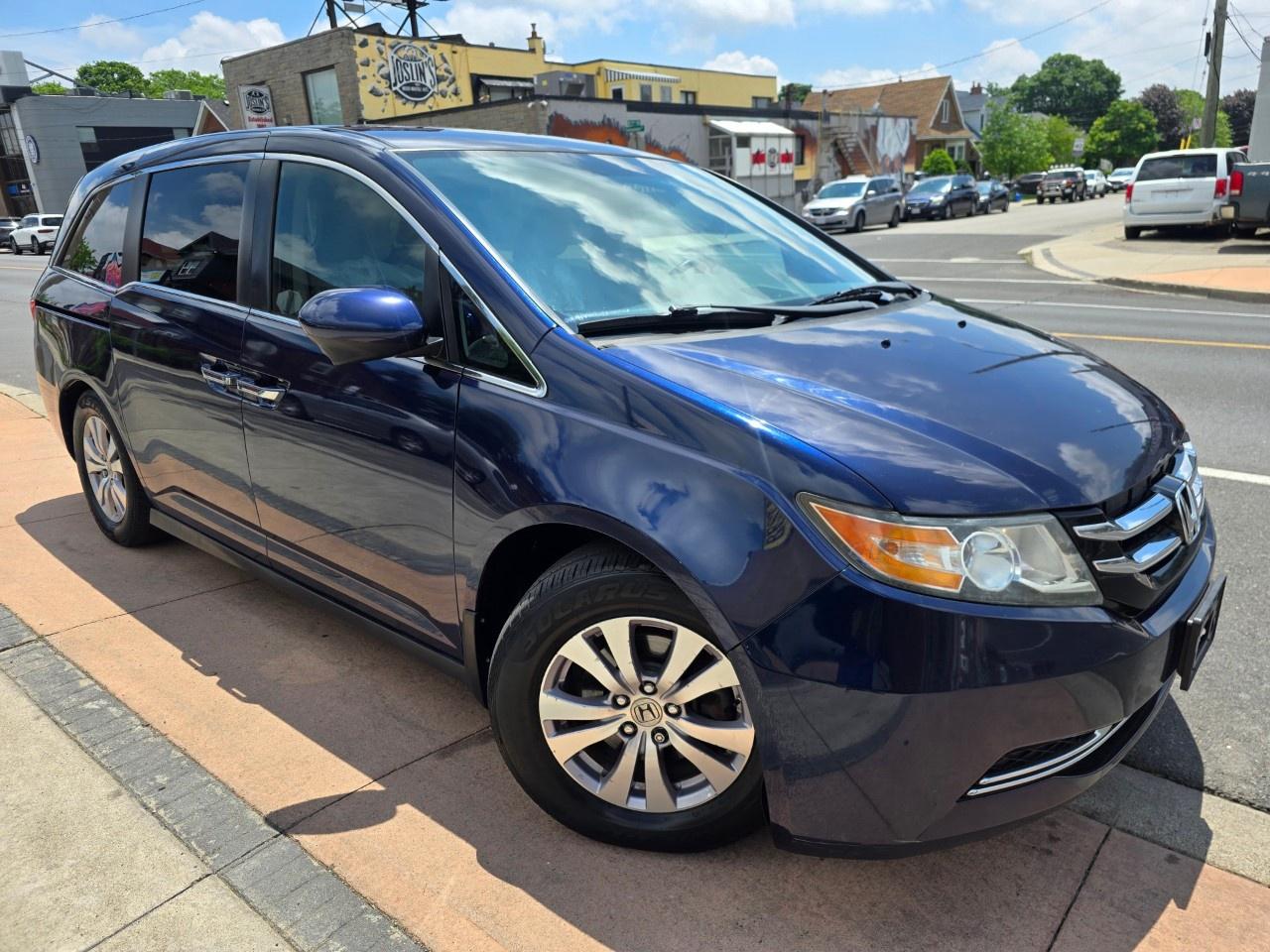 2015 Honda Odyssey EX Photo