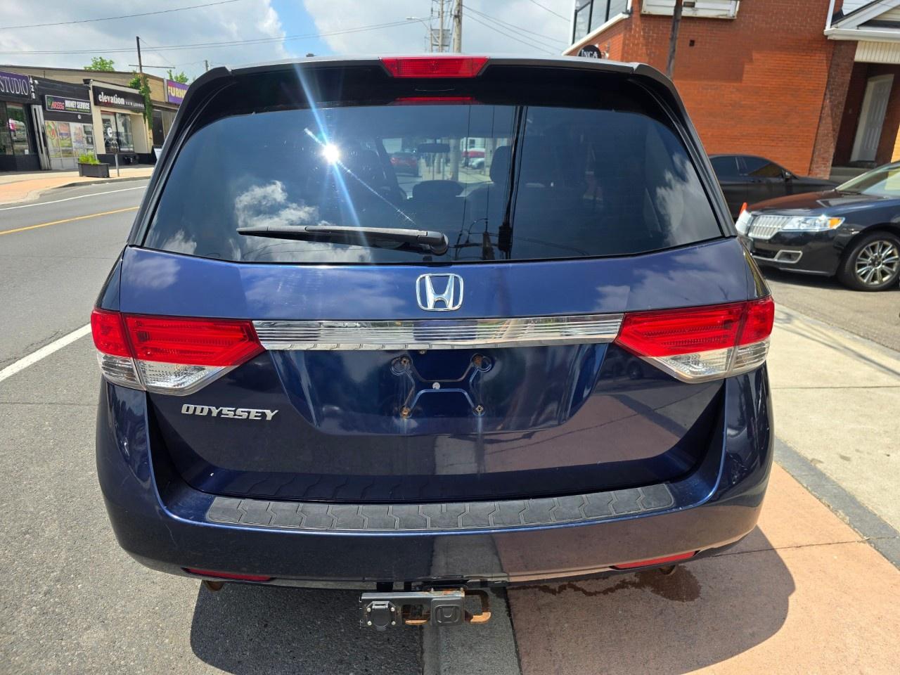 2015 Honda Odyssey EX Photo