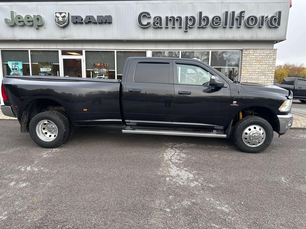 2016 RAM 3500 SLT Photo