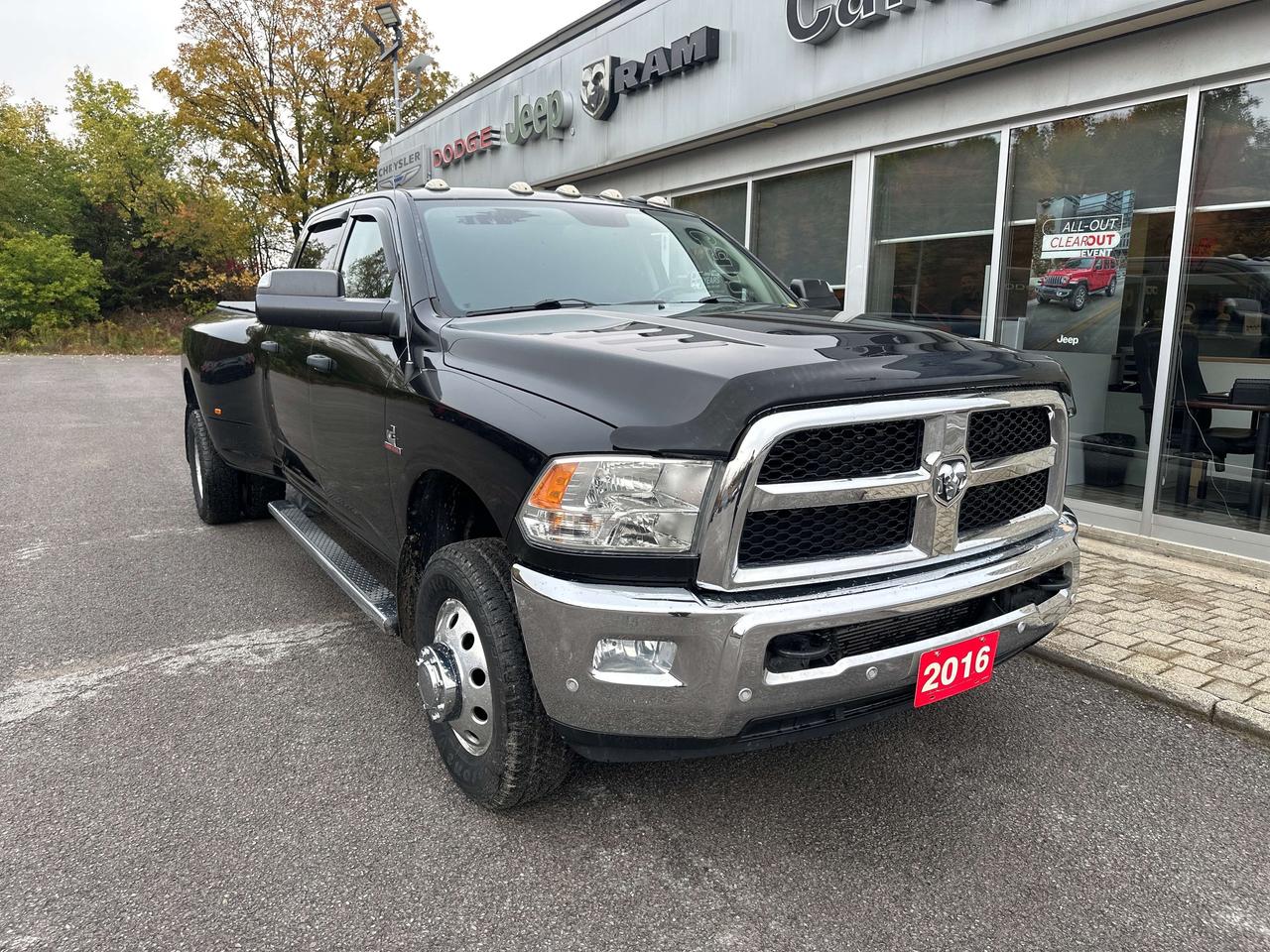2016 RAM 3500 SLT Photo