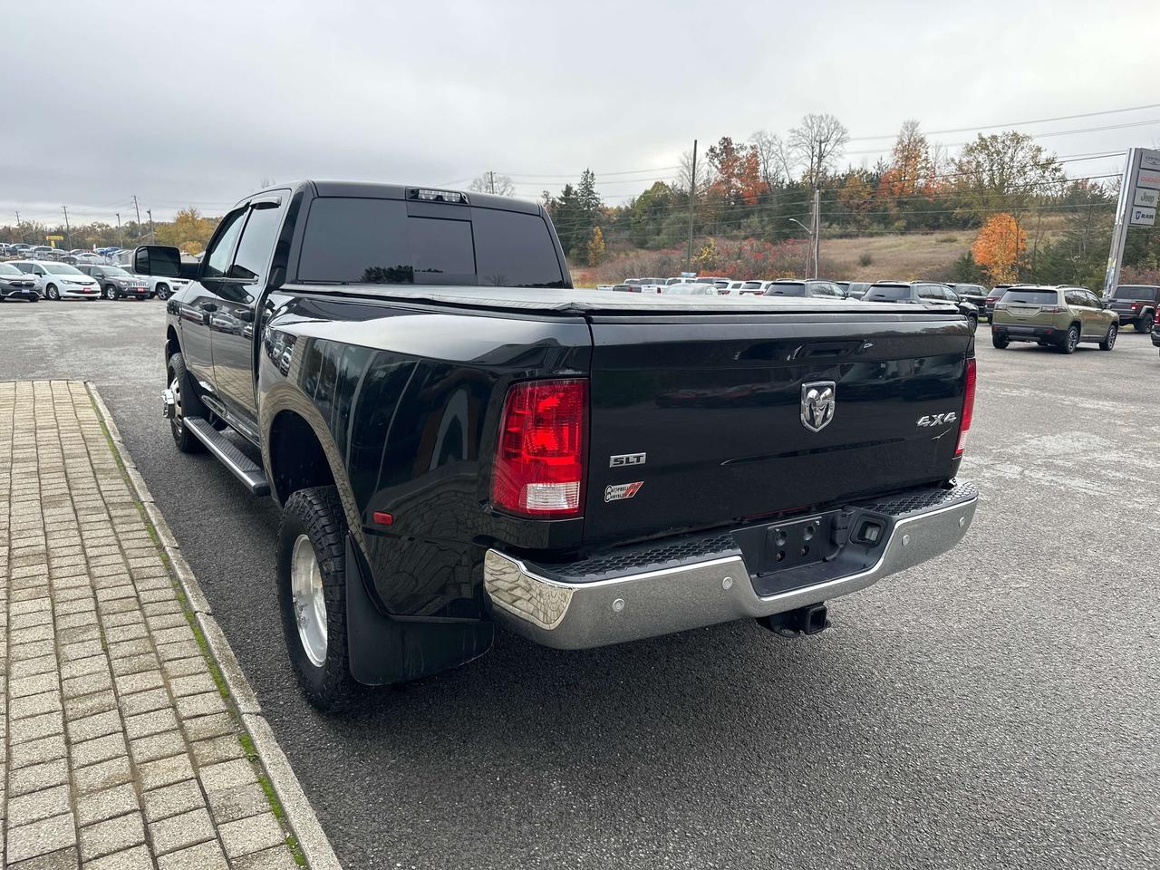 2016 RAM 3500 SLT Photo