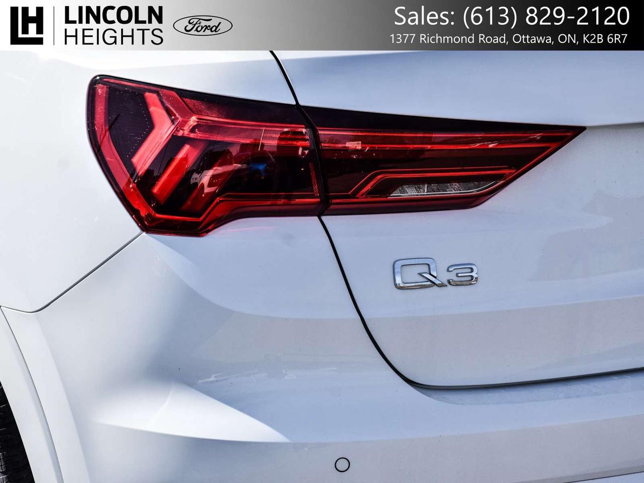 2022 Audi Q3 Quattro Photo